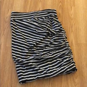 Black and white stripe ruched skirt